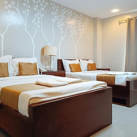 Hotel Juliana By Reddoorz Тугегарао Экстерьер фото